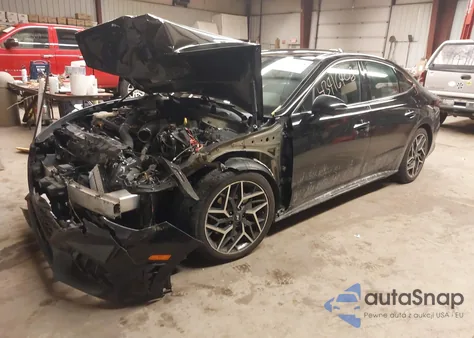 2021 Hyundai Sonata N Line z USA, uszkodzony, nr VIN 5NPEK4JC9MH131498